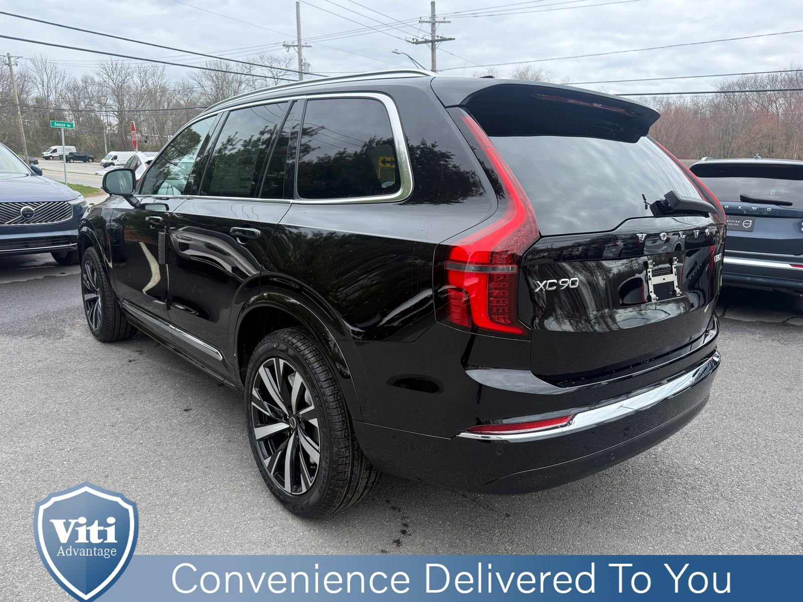 New 2026 Volvo XC90 B5 Core w/ Protection Package image 6