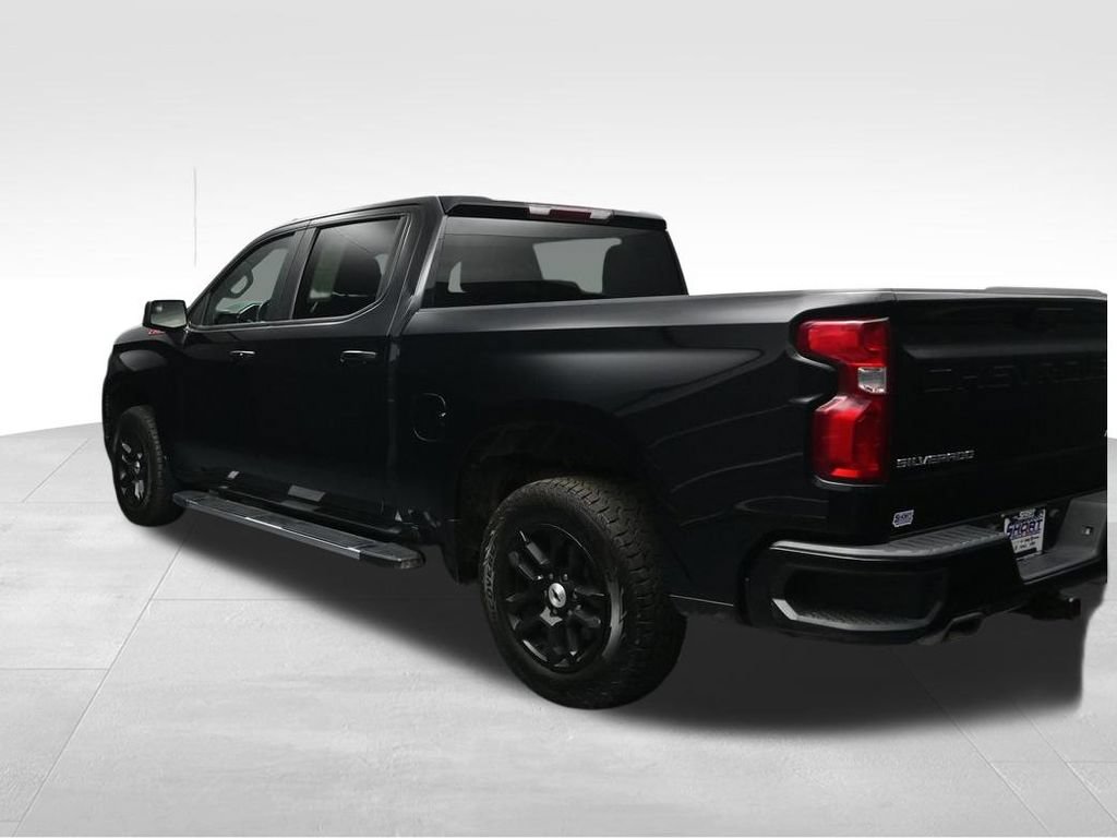 Used 2022 Chevrolet Silverado 1500 RST w/ Z71 Off-Road Package AWD/4WD image 3