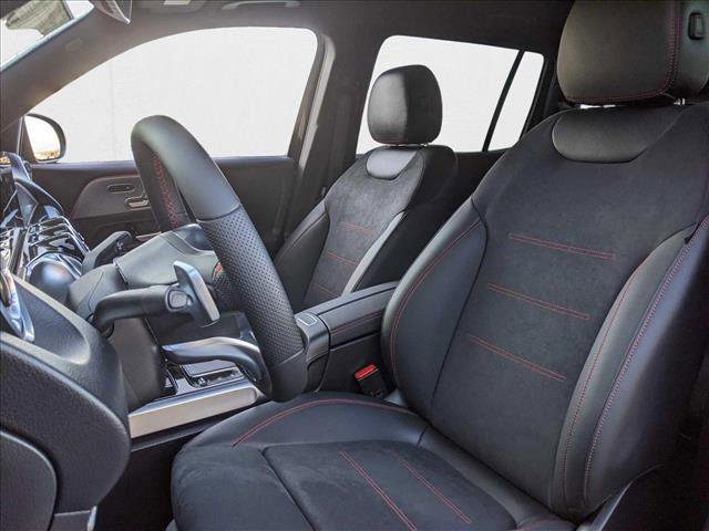 New 2023 Mercedes-Benz EQB 350 4MATIC SUV image 17