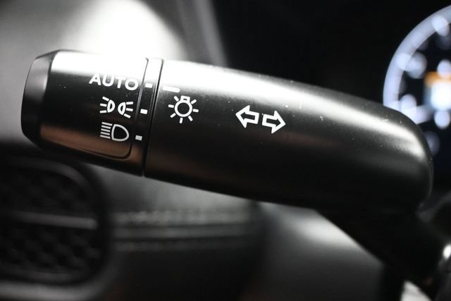 Used 2025 Honda HR-V LX image 19