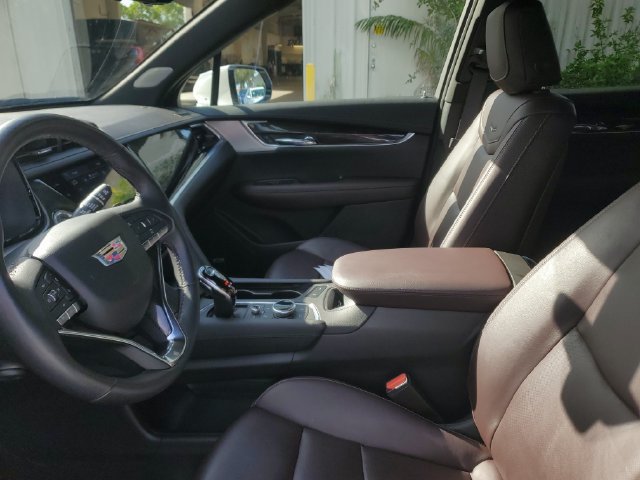 Certified 2022 Cadillac XT6 Premium Luxury w/ Technology Package AWD/4WD image 22