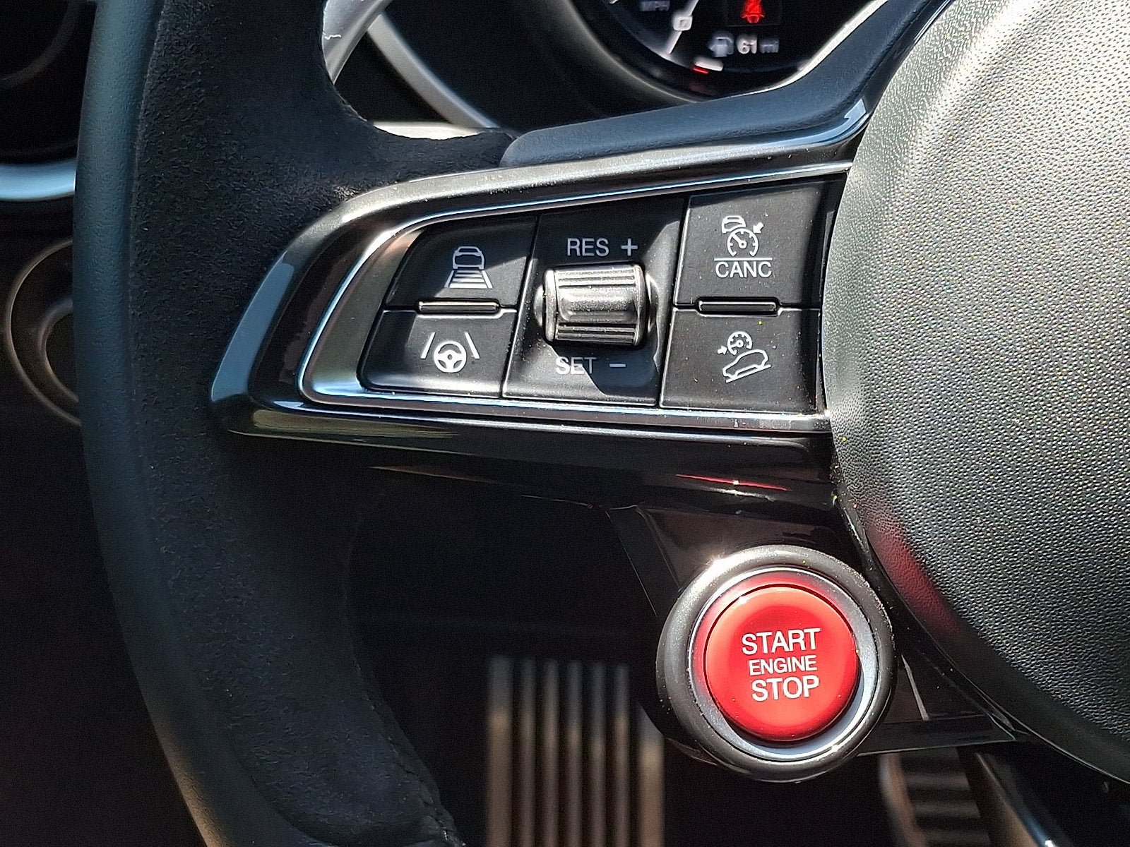 Used 2024 Alfa Romeo Stelvio Quadrifoglio AWD/4WD image 23