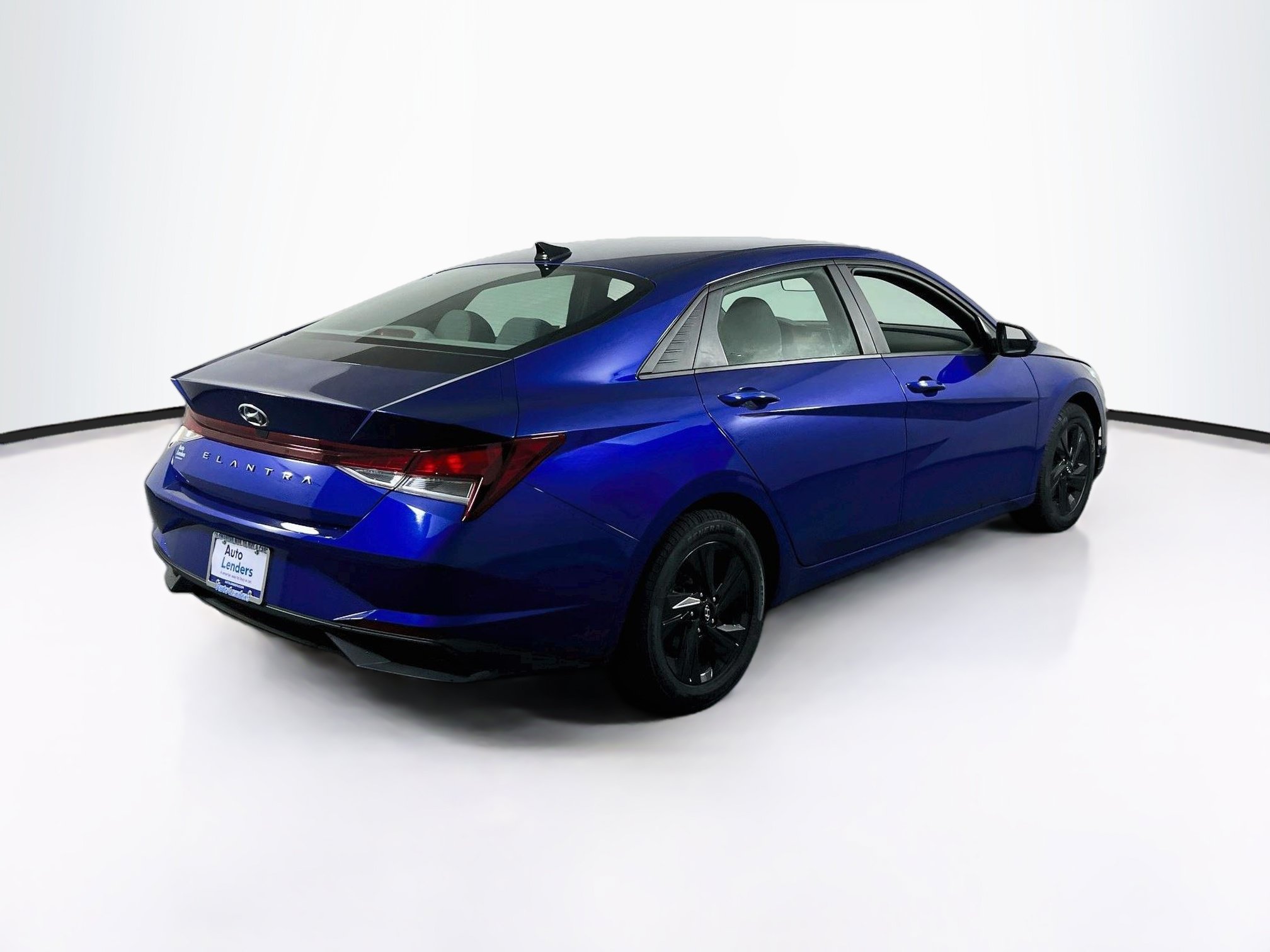 Used 2023 Hyundai Elantra SEL FWD image 5