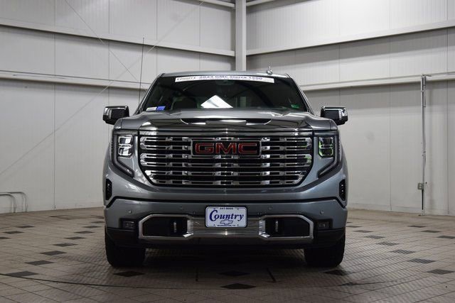 Used 2024 GMC Sierra 1500 Denali w/ Technology Package image 2
