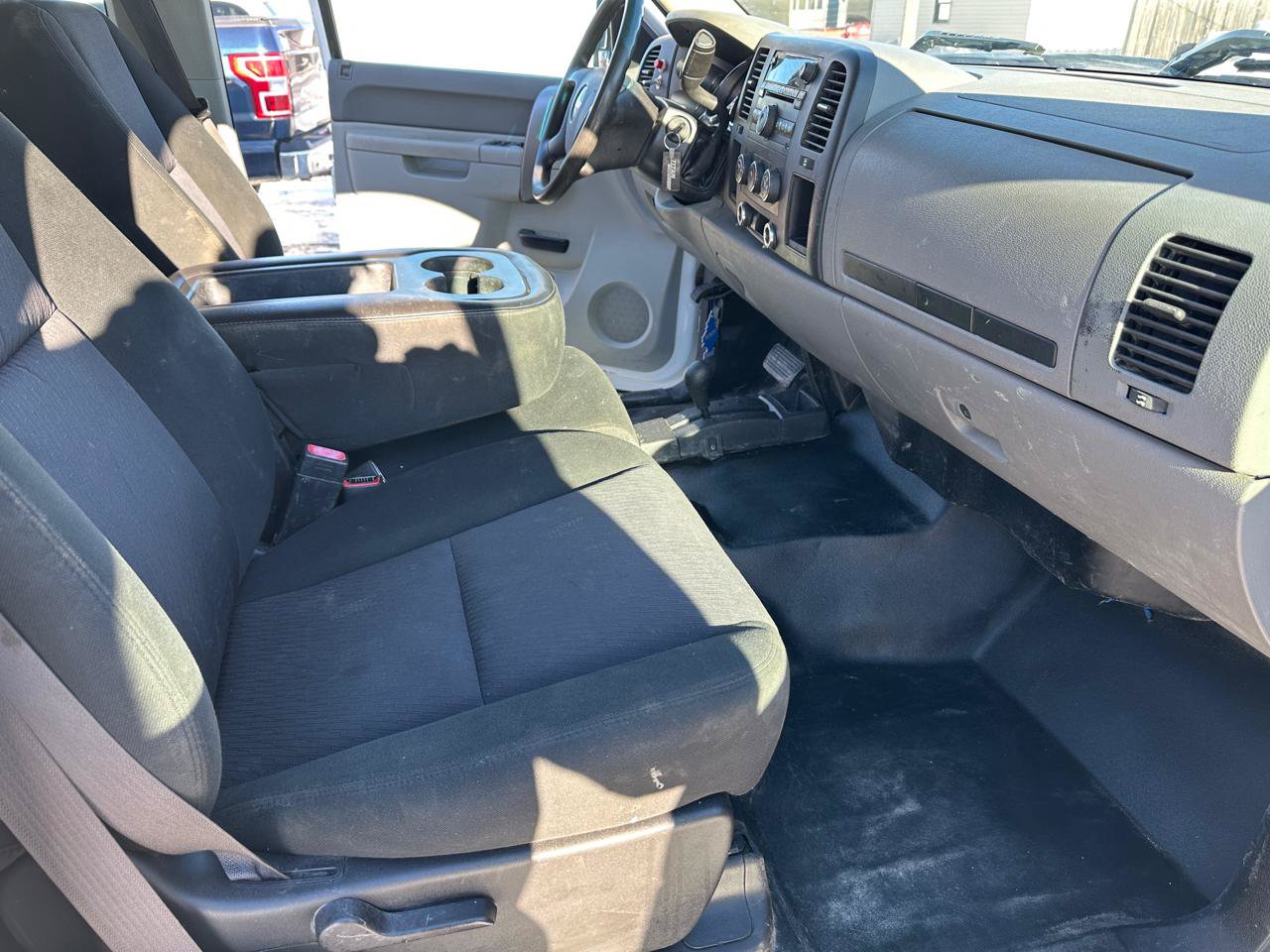 Used 2011 Chevrolet Silverado 3500 W/T AWD/4WD image 18