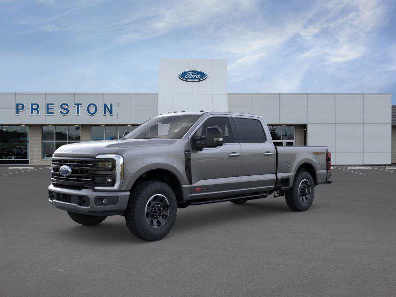 New 2025 Ford F350 Platinum w/ Tremor Off-Road Package
