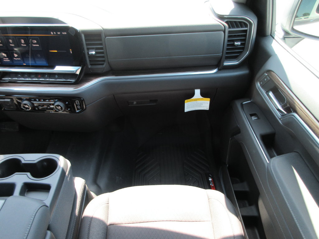 New 2026 Chevrolet Silverado 1500 LT w/ Z71 Off-Road Package AWD/4WD image 18