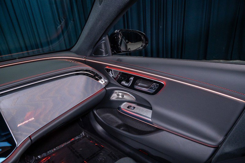 New 2026 Mercedes-Benz E 53 AMG e 4MATIC Sedan image 26