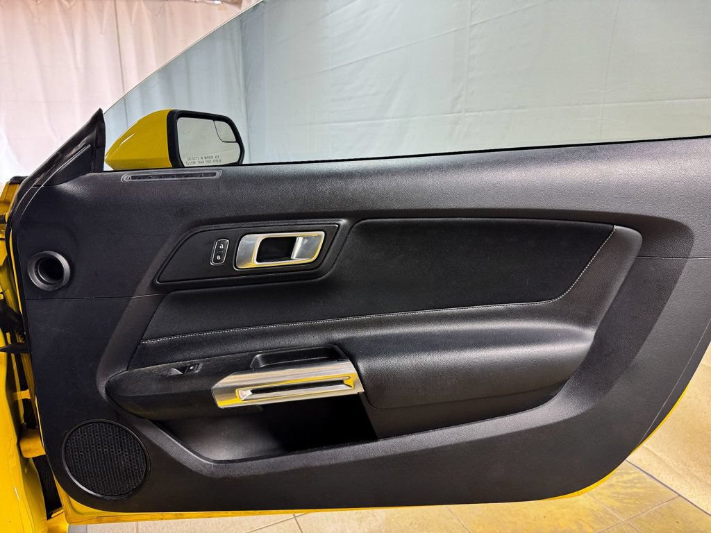 Used 2018 Ford Mustang GT RWD image 14