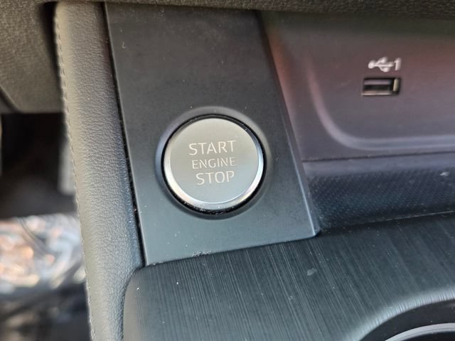Used 2019 Audi A4 2.0T Premium Plus w/ Premium Plus Package AWD/4WD image 27