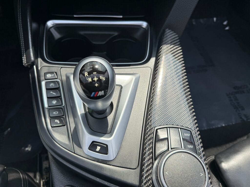 Used 2020 BMW M4 Convertible w/ Competition Package RWD image 30