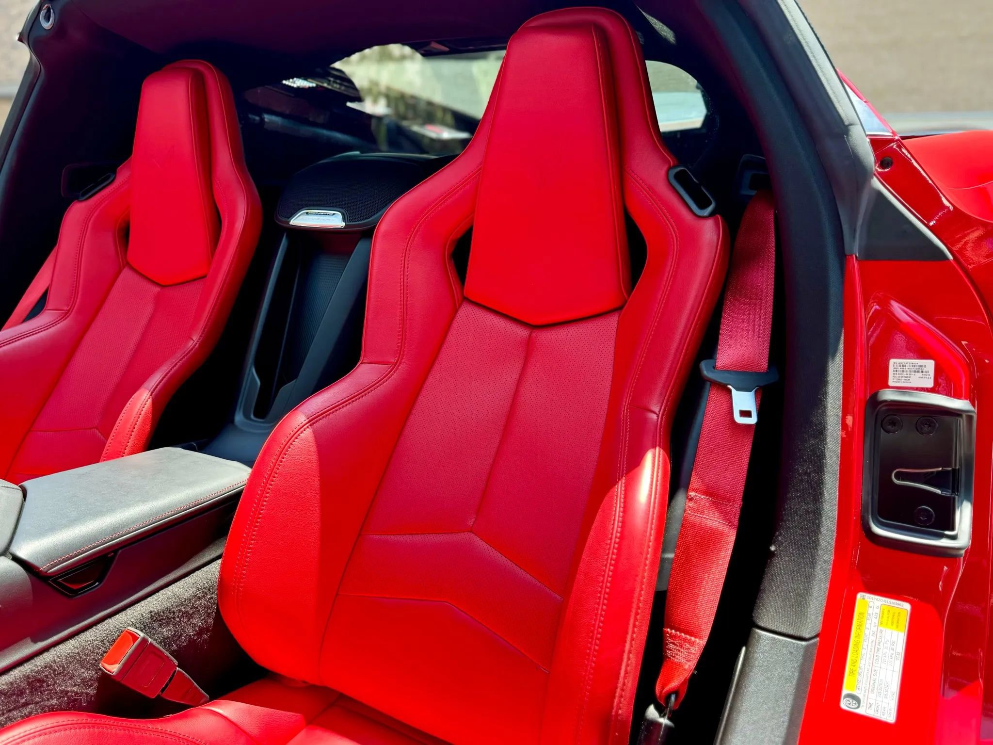 Used 2020 Chevrolet Corvette Stingray Coupe w/ Z51 Performance Package image 16