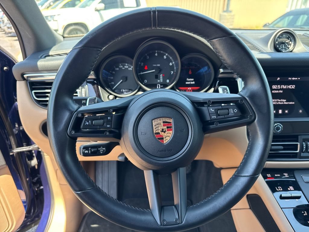 Used 2024 Porsche Macan w/ Smoking Package AWD/4WD image 8
