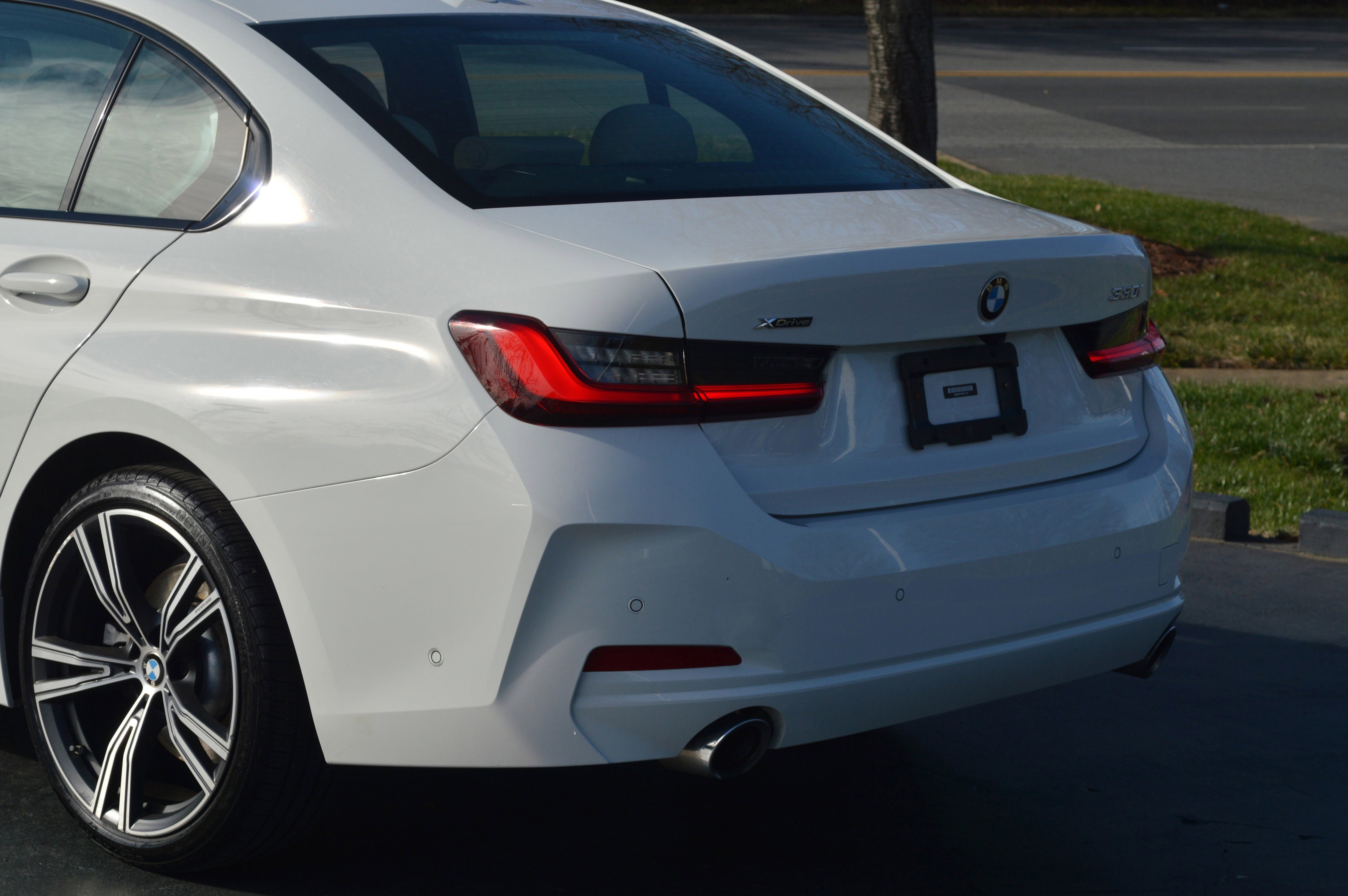 Certified 2023 BMW 330i xDrive Sedan w/ Premium Package image 3