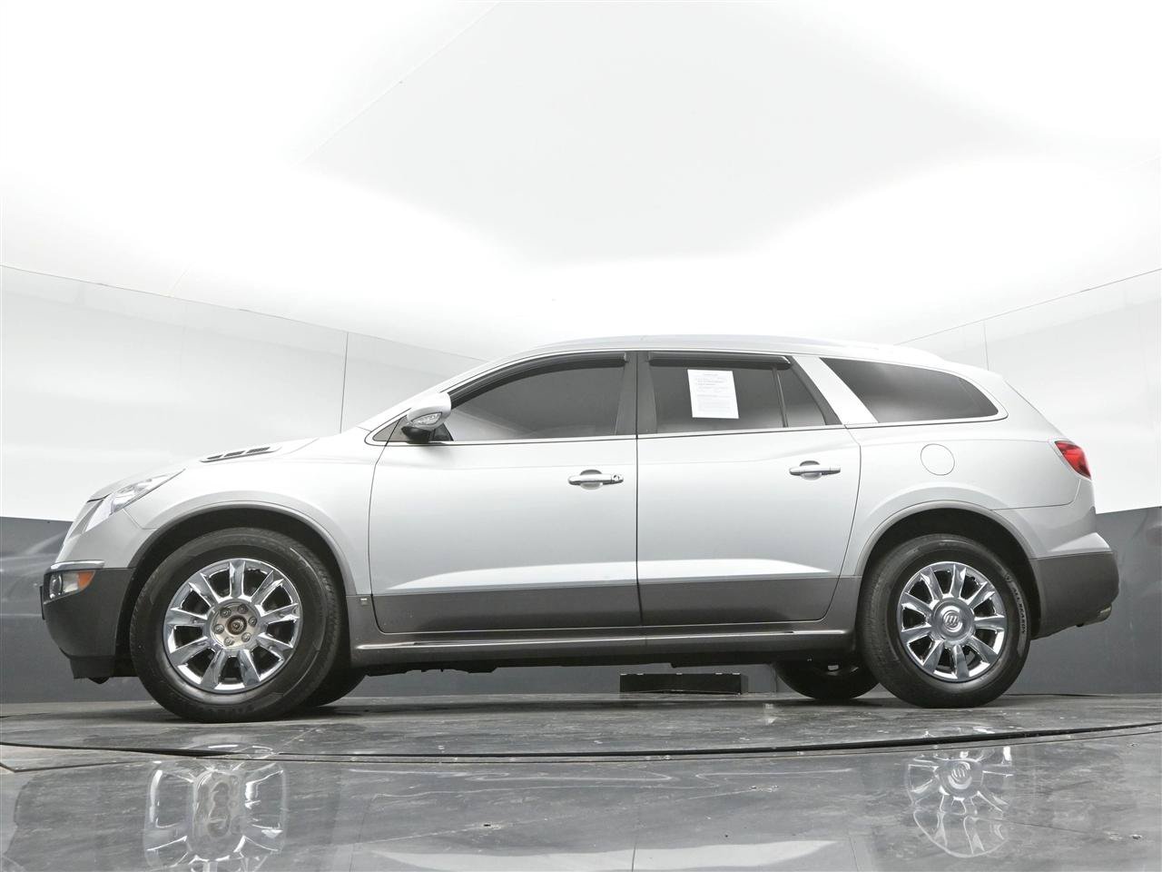 Used 2011 Buick Enclave CXL FWD image 36