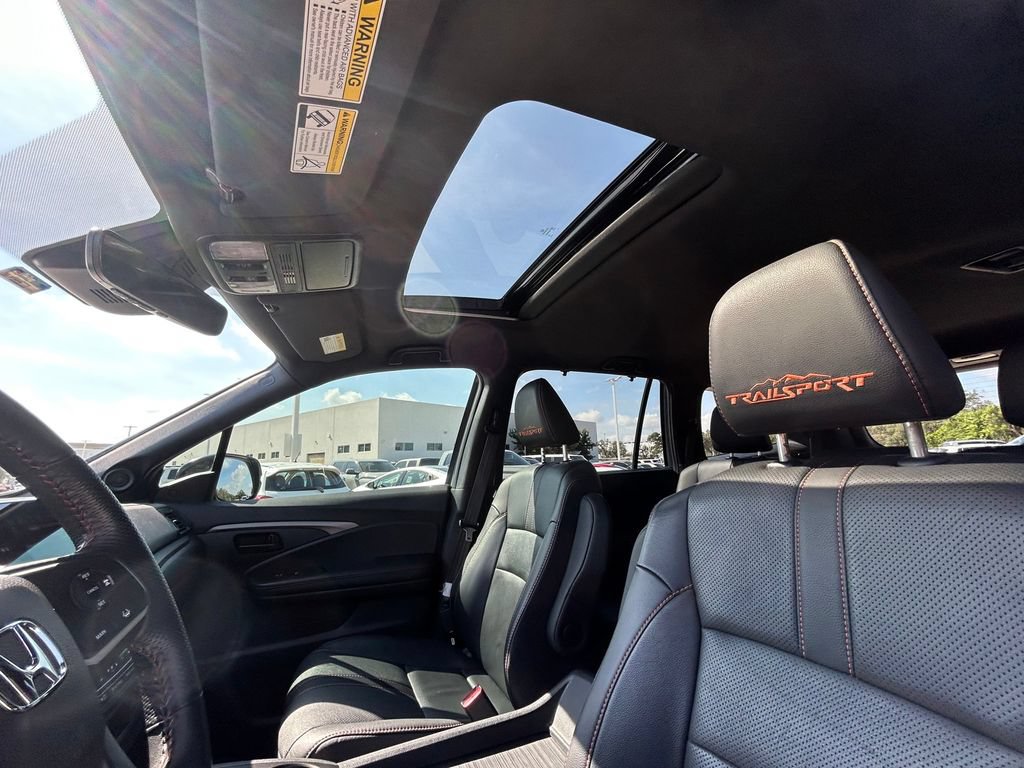 Used 2022 Honda Pilot TrailSport image 12