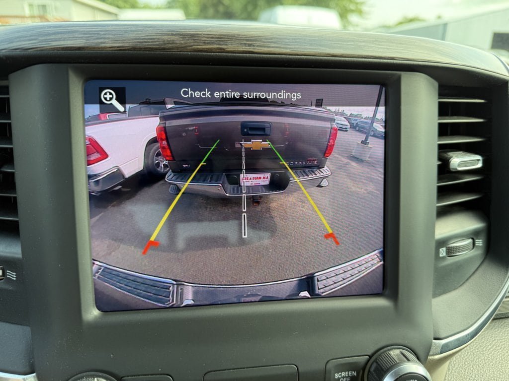 Used 2020 RAM 1500 Laramie AWD/4WD image 25