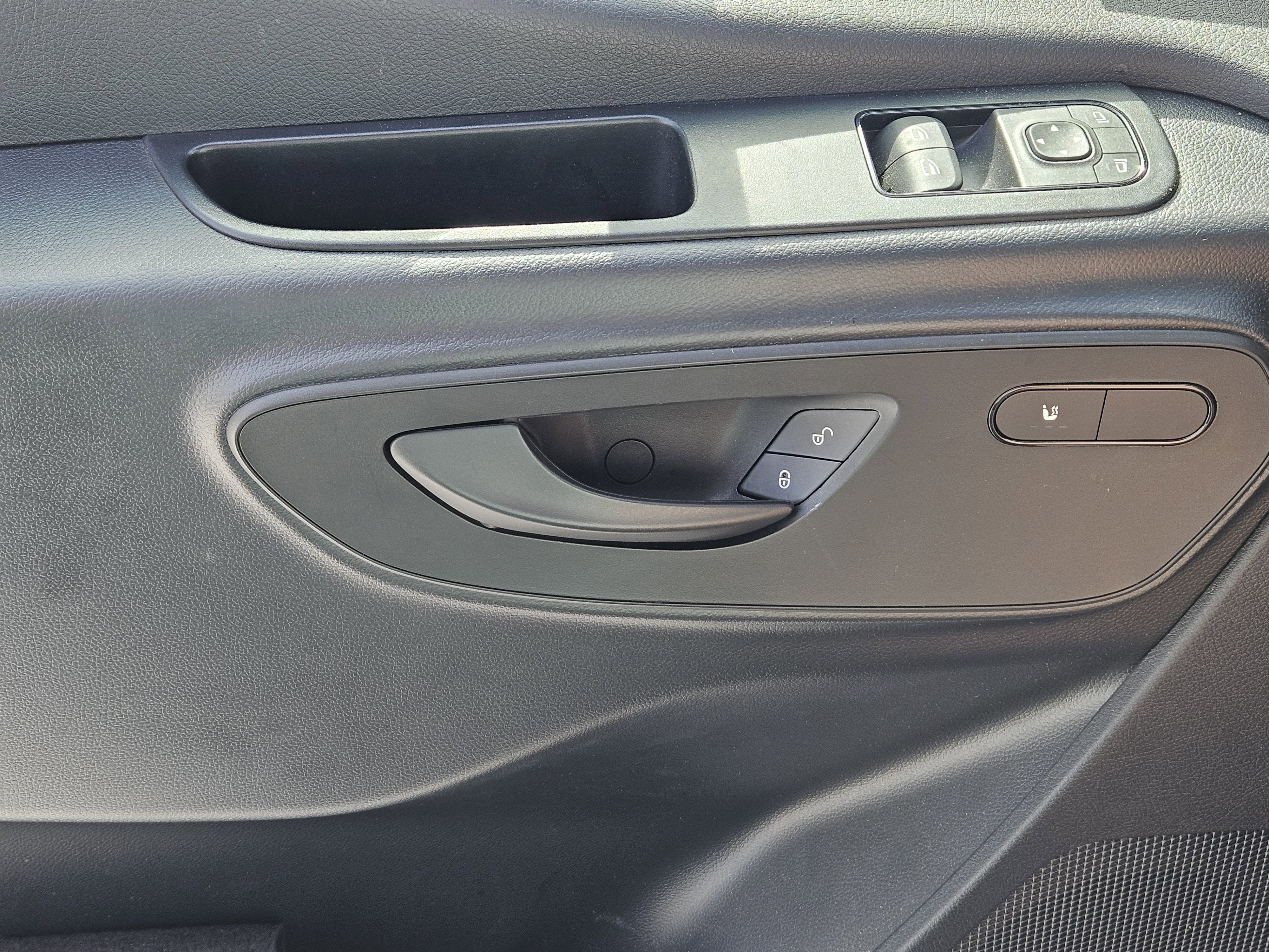 Used 2024 Mercedes-Benz Sprinter 3500 image 25