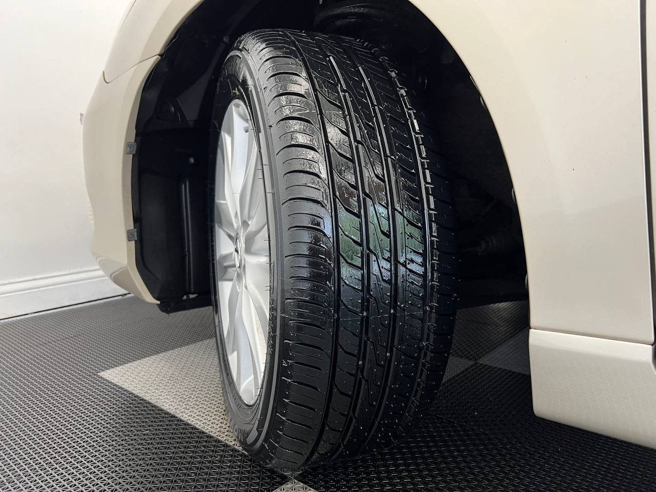 Used 2012 Lexus ES 350 image 30