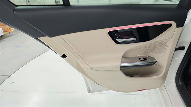 Used 2024 Mercedes-Benz C 300 4MATIC Sedan image 22