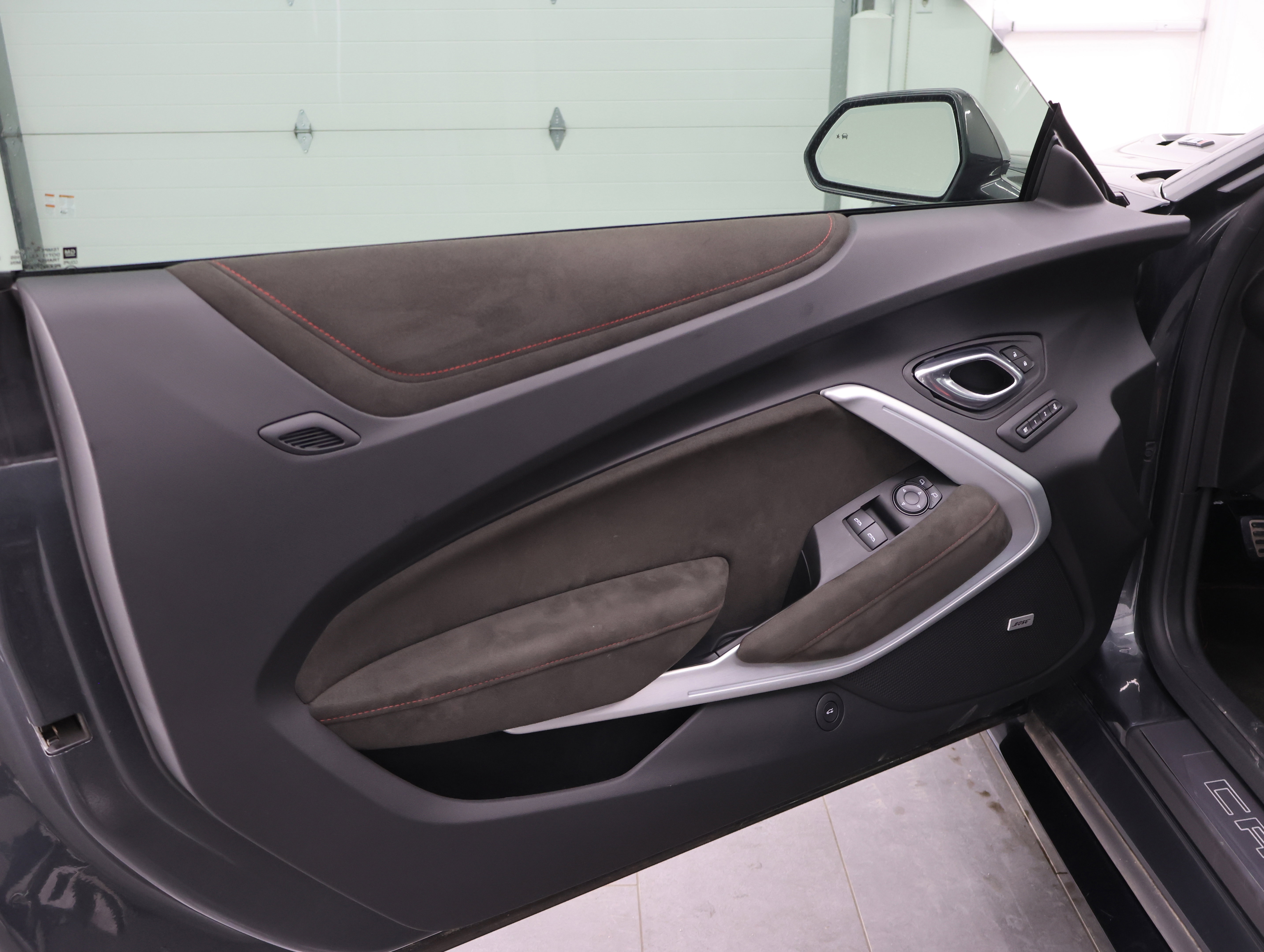 Used 2017 Chevrolet Camaro ZL1 RWD image 32