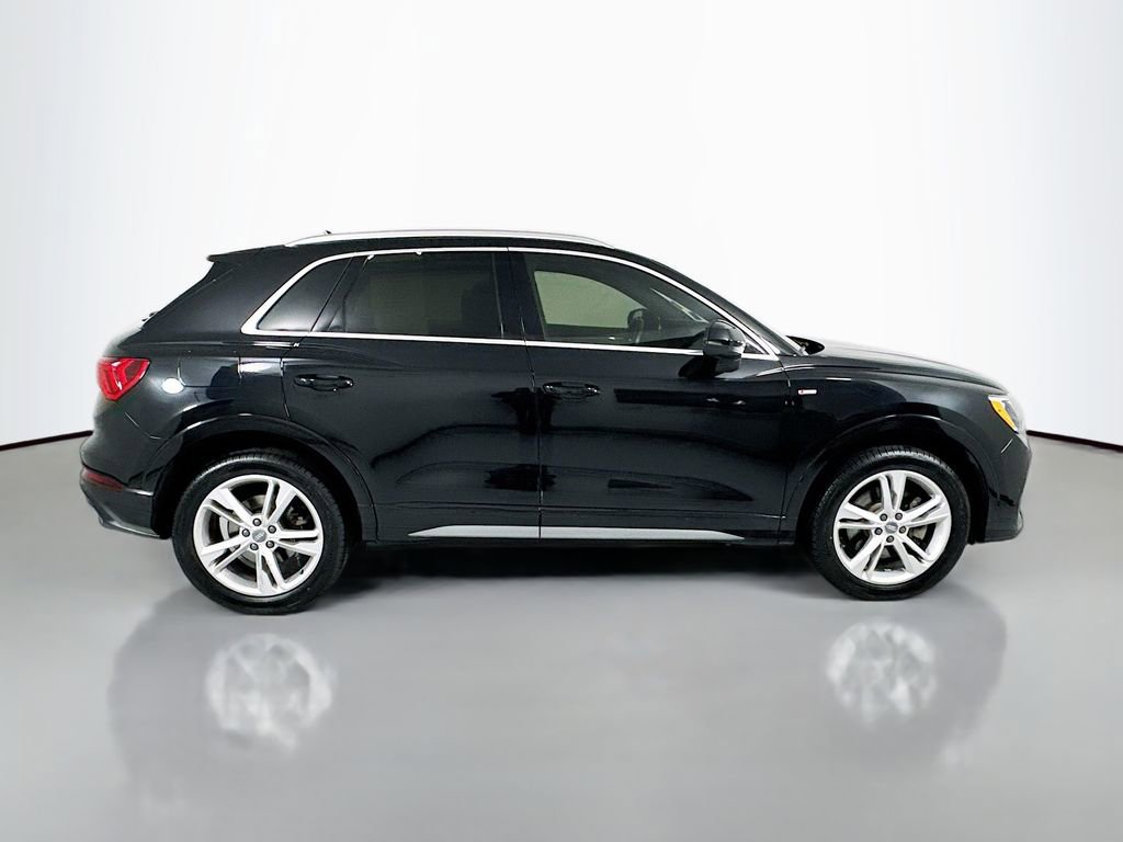 Used 2020 Audi Q3 2.0T Premium w/ Convenience Package AWD/4WD image 5