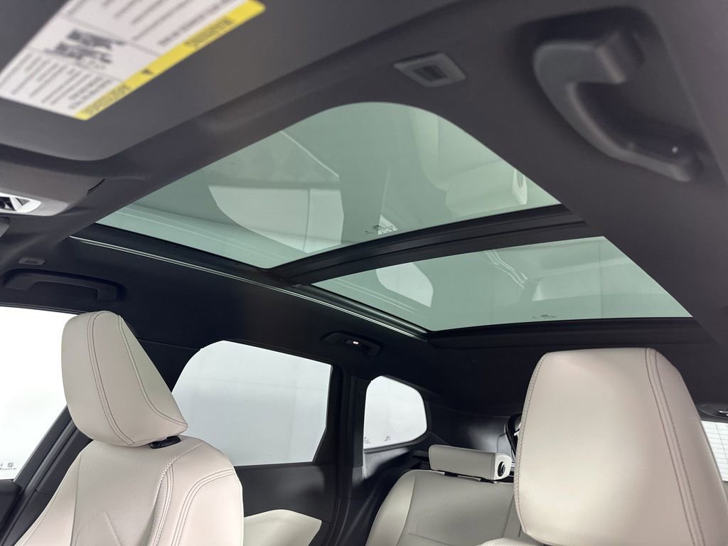 New 2026 BMW X1 xDrive28i w/ Convenience Package image 16