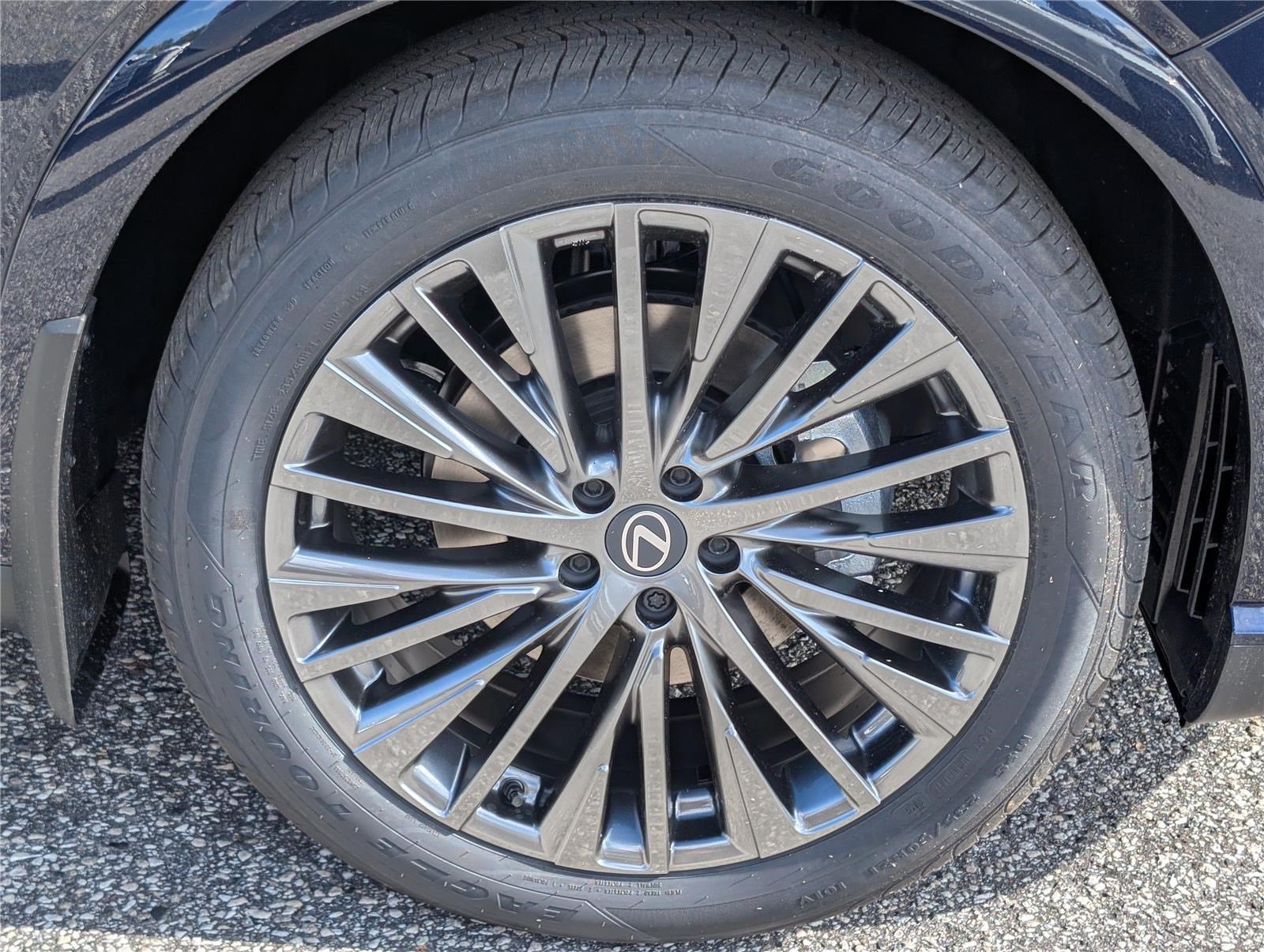 New 2026 Lexus RX 350 AWD w/ Convenience Package image 6