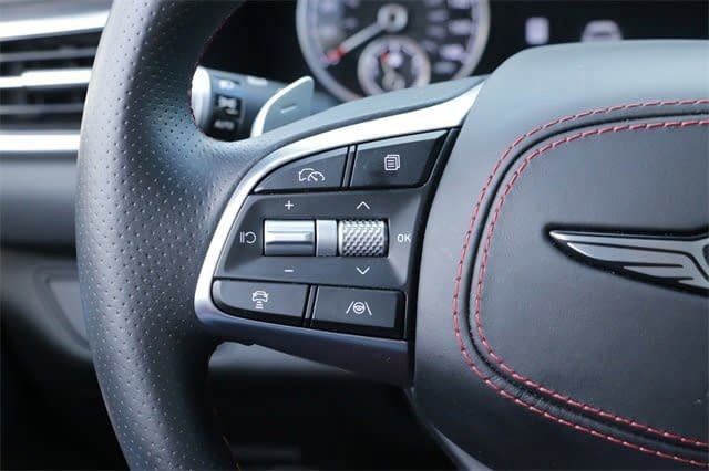 Used 2025 Genesis G70 3.3T Advanced w/ Sport Prestige Package image 14