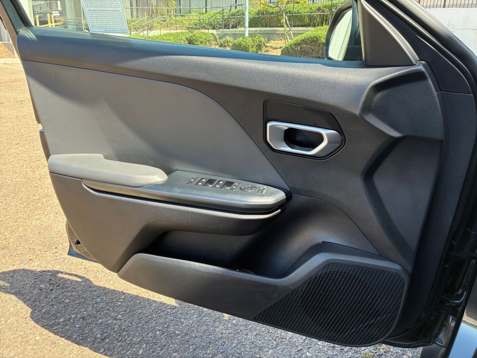 Used 2025 Kia K4 LXS image 18