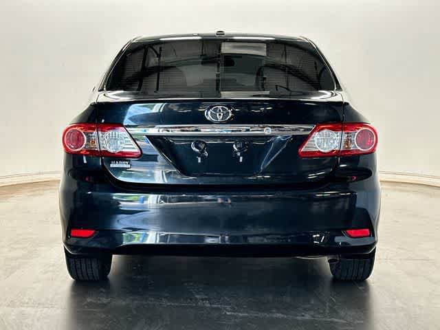 Used 2013 Toyota Corolla LE w/ Premium Pkg FWD image 4