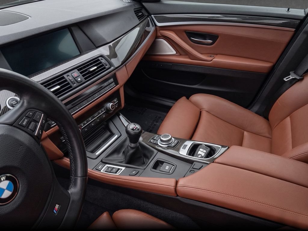 Used 2013 BMW 550i Sedan RWD image 5