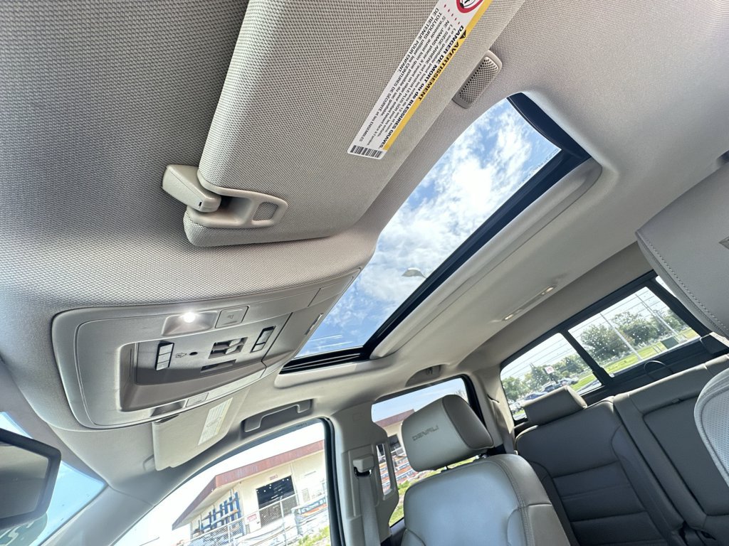 Certified 2015 GMC Sierra 2500 Denali w/ Duramax Plus Package AWD/4WD image 19