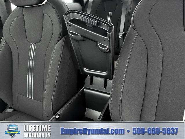 New 2025 Hyundai Elantra Sport FWD image 18