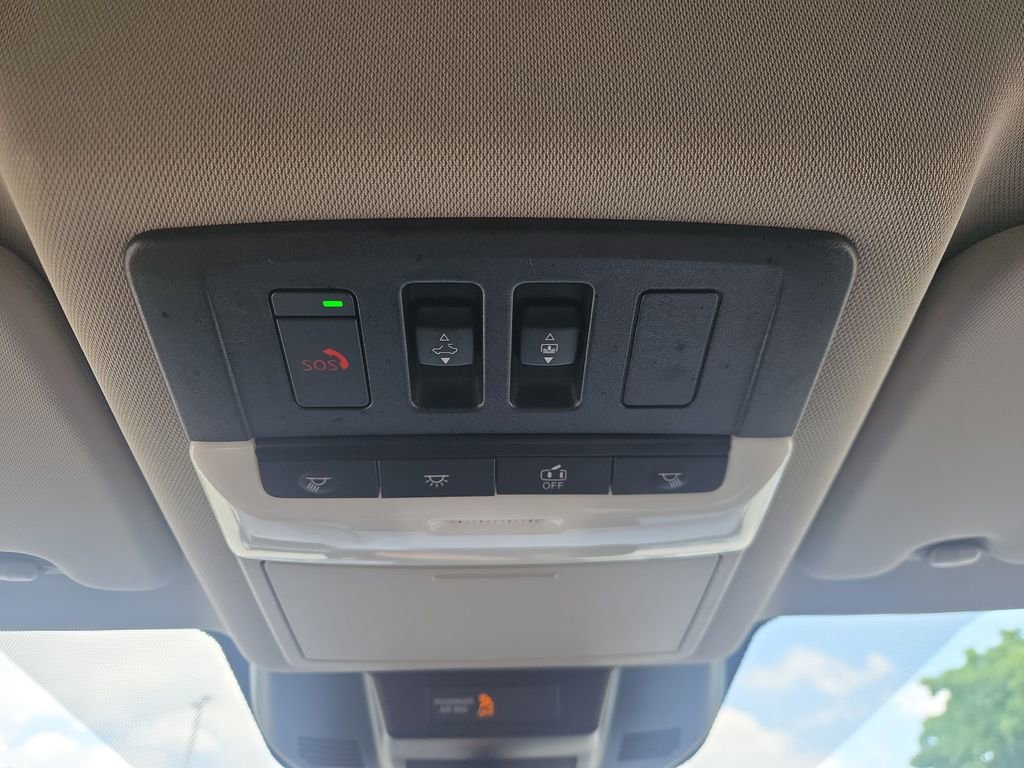 Certified 2026 Nissan Rogue Platinum w/ Platinum Premium Package AWD/4WD image 40