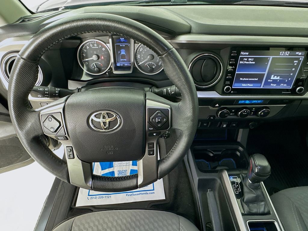 Used 2022 Toyota Tacoma SR5 RWD image 12