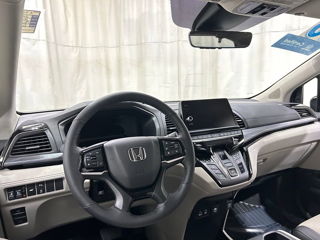 Used 2026 Honda Odyssey Elite image 15