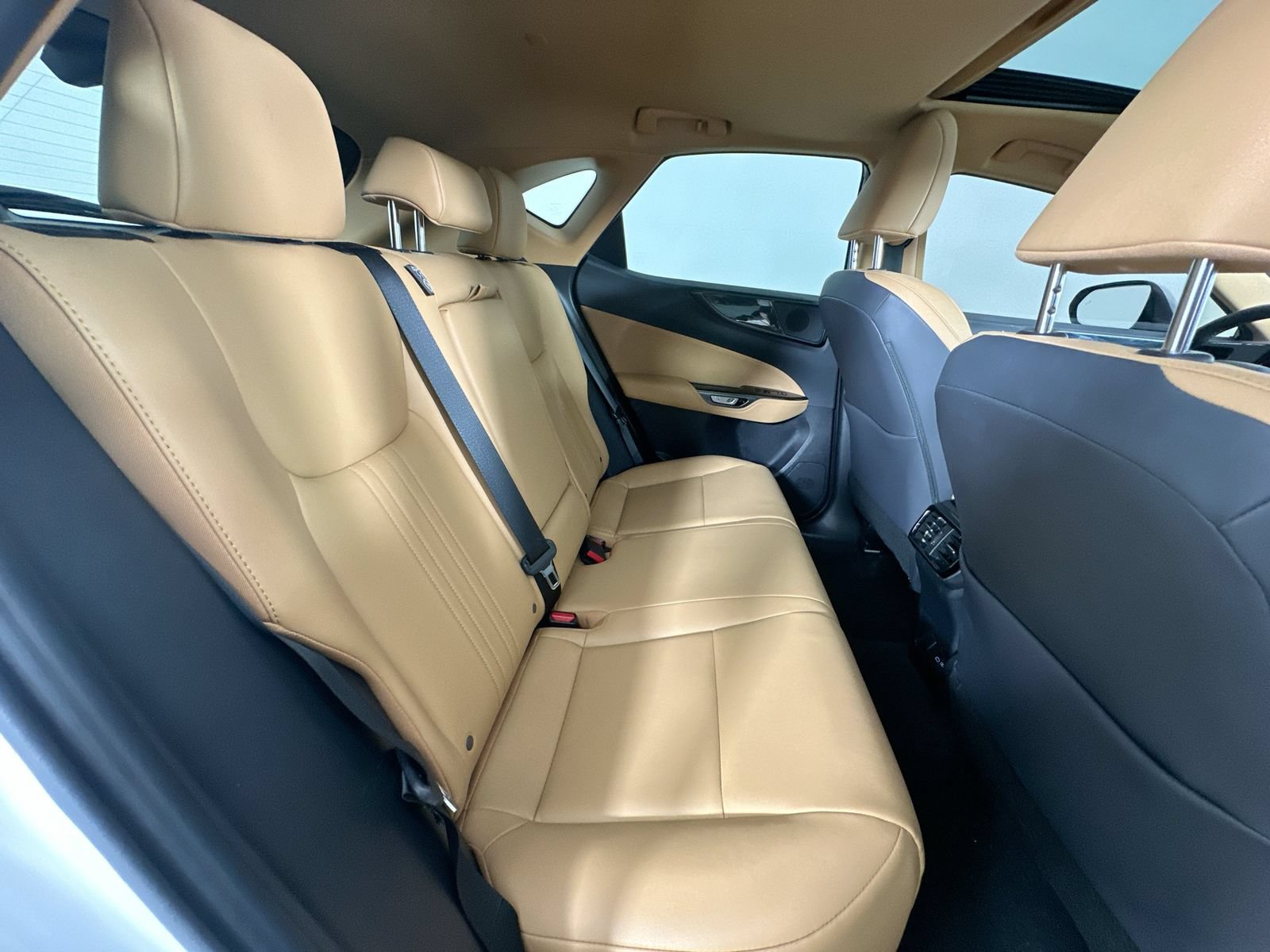 Used 2024 Lexus NX 350 AWD w/ Vision Package image 41