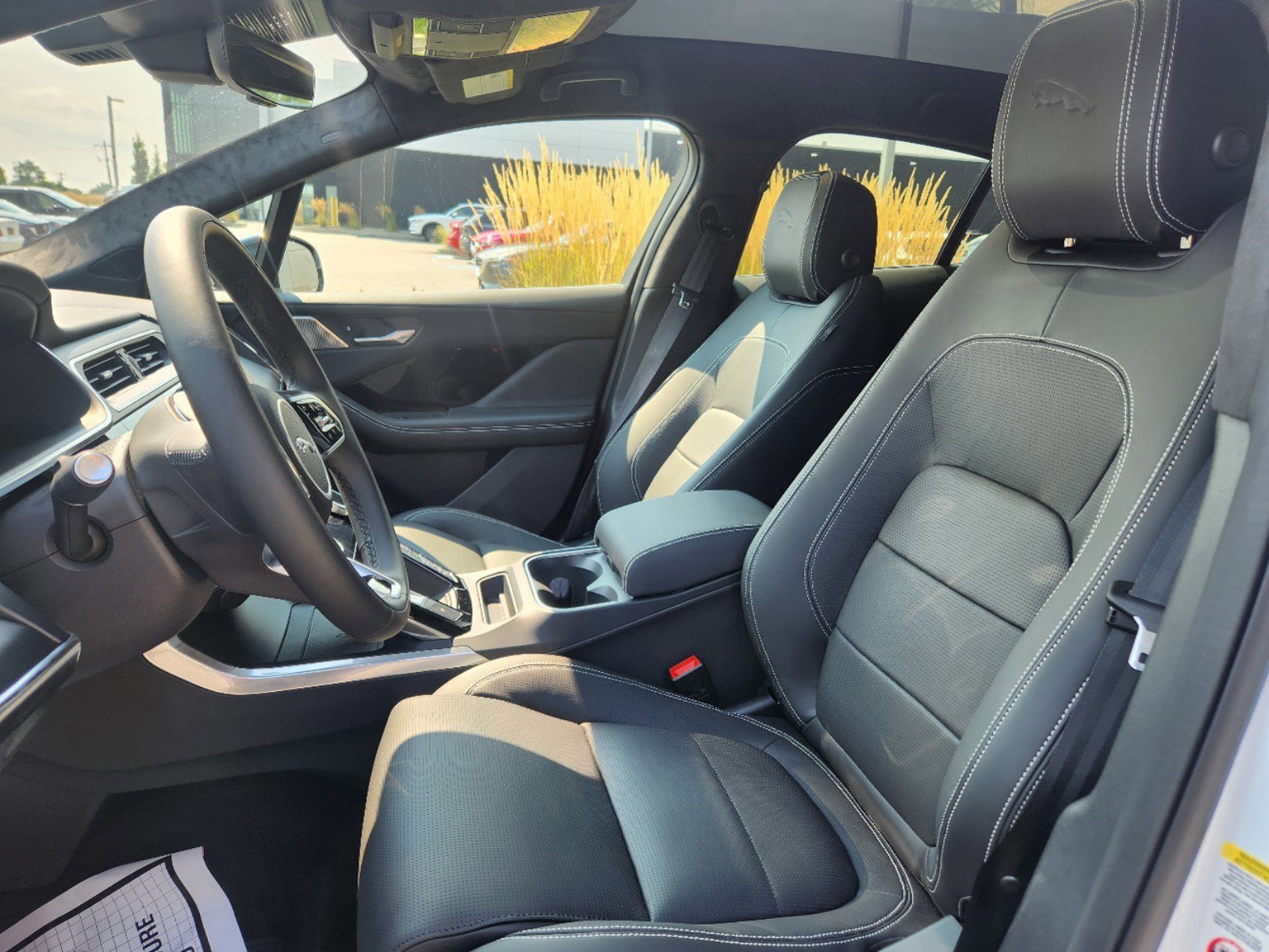 Used 2024 Jaguar I-PACE R-Dynamic HSE AWD/4WD image 8