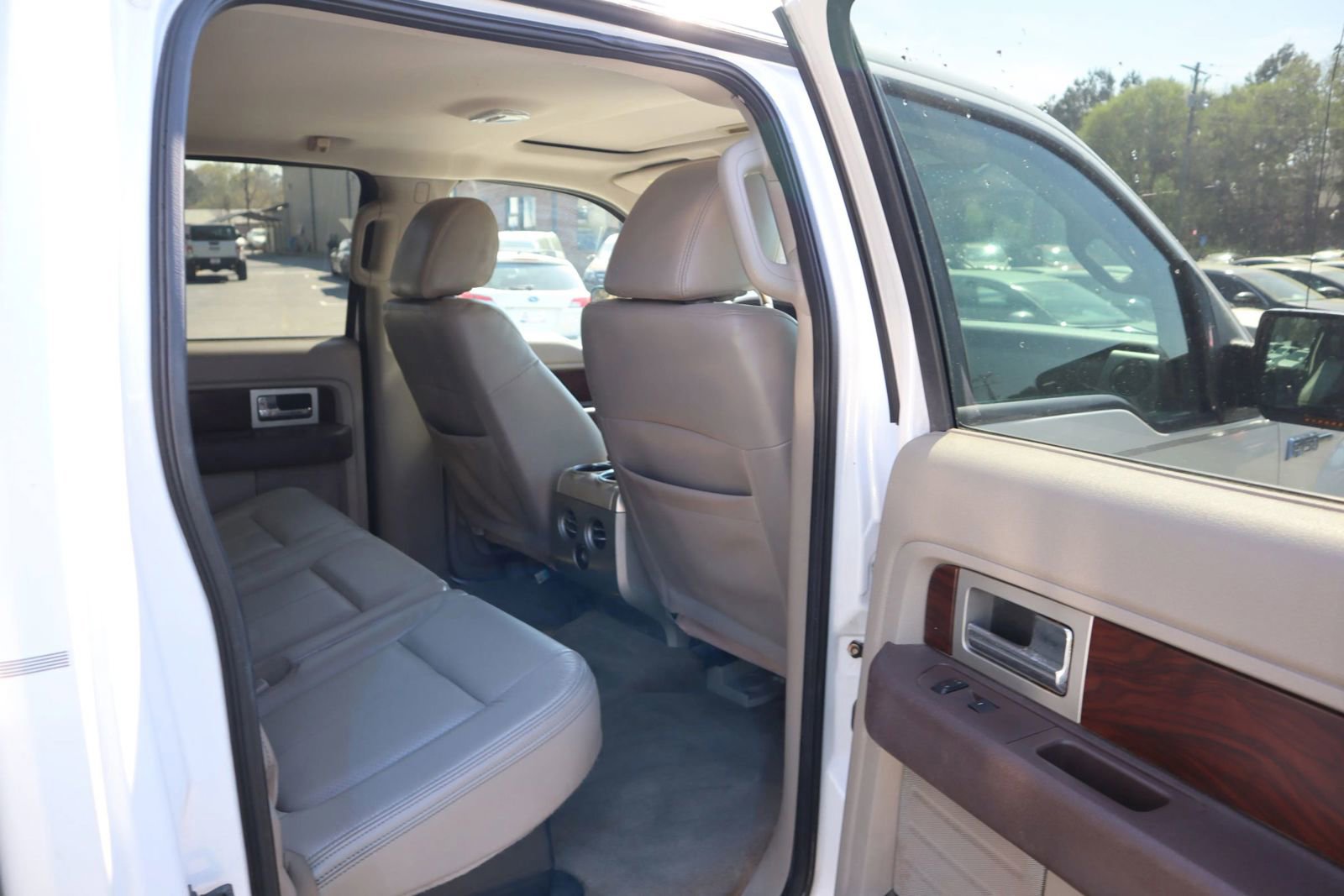 Used 2010 Ford F150 Platinum AWD/4WD image 18