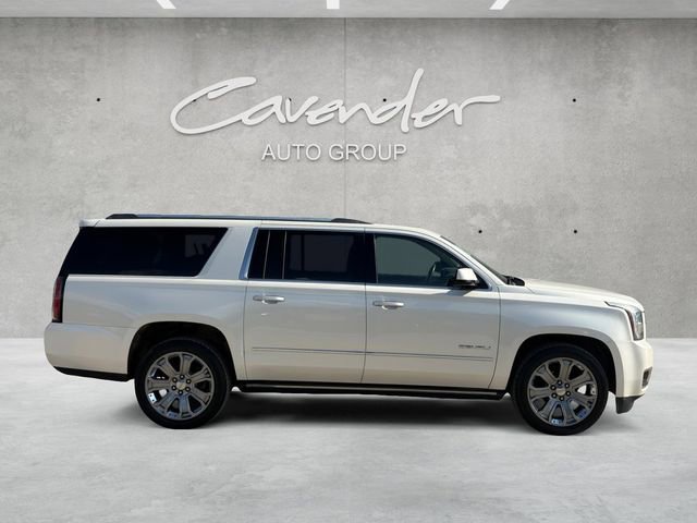 Used 2015 GMC Yukon XL Denali w/ Touring Package RWD image 17