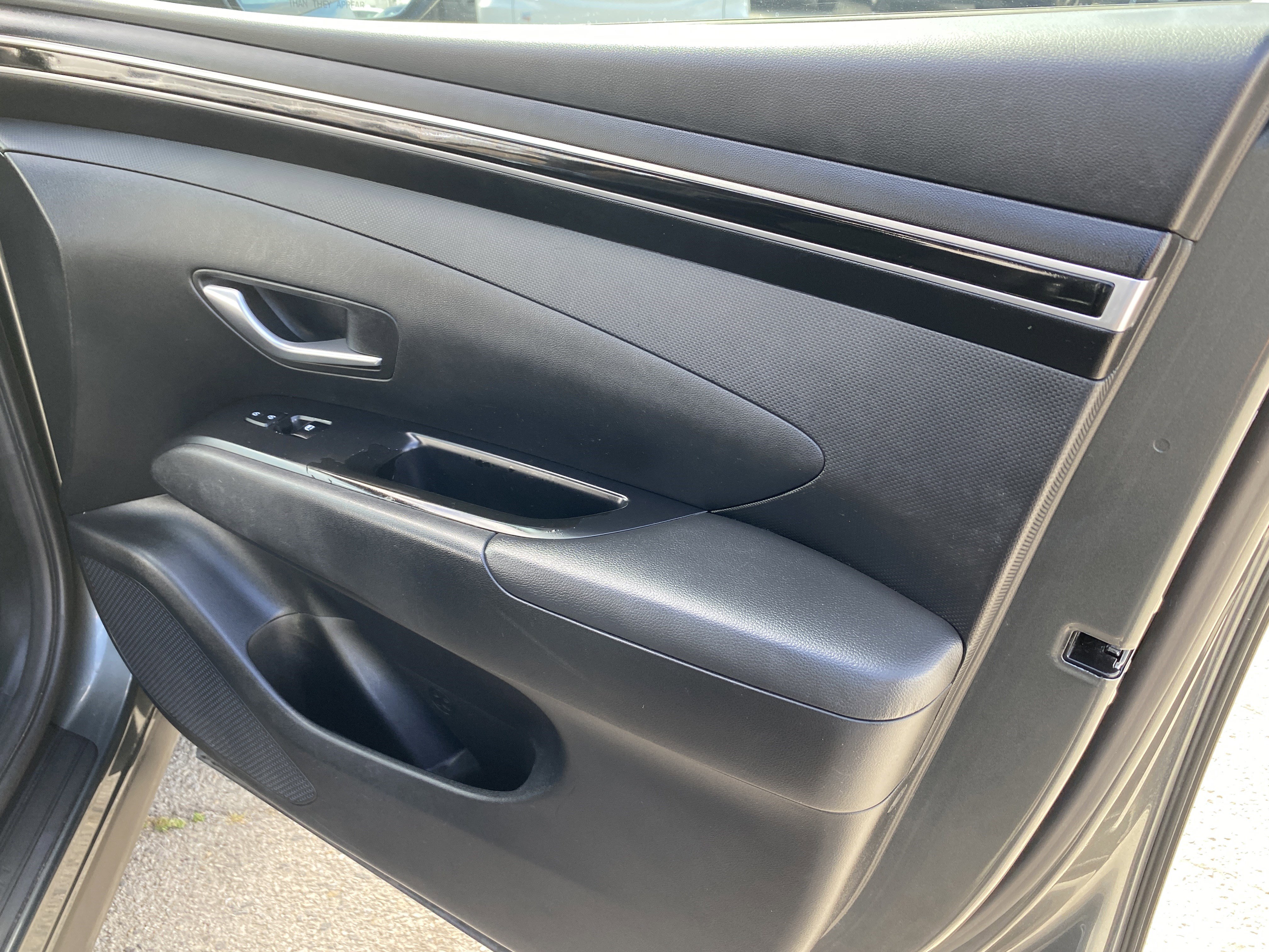 Used 2022 Hyundai Tucson SE image 20