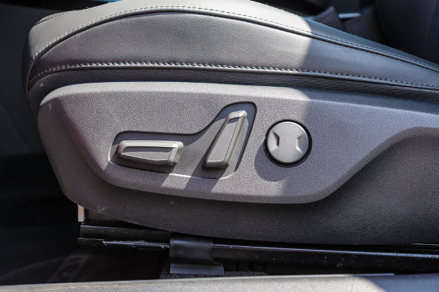 Certified 2025 Kia Niro EX FWD image 21