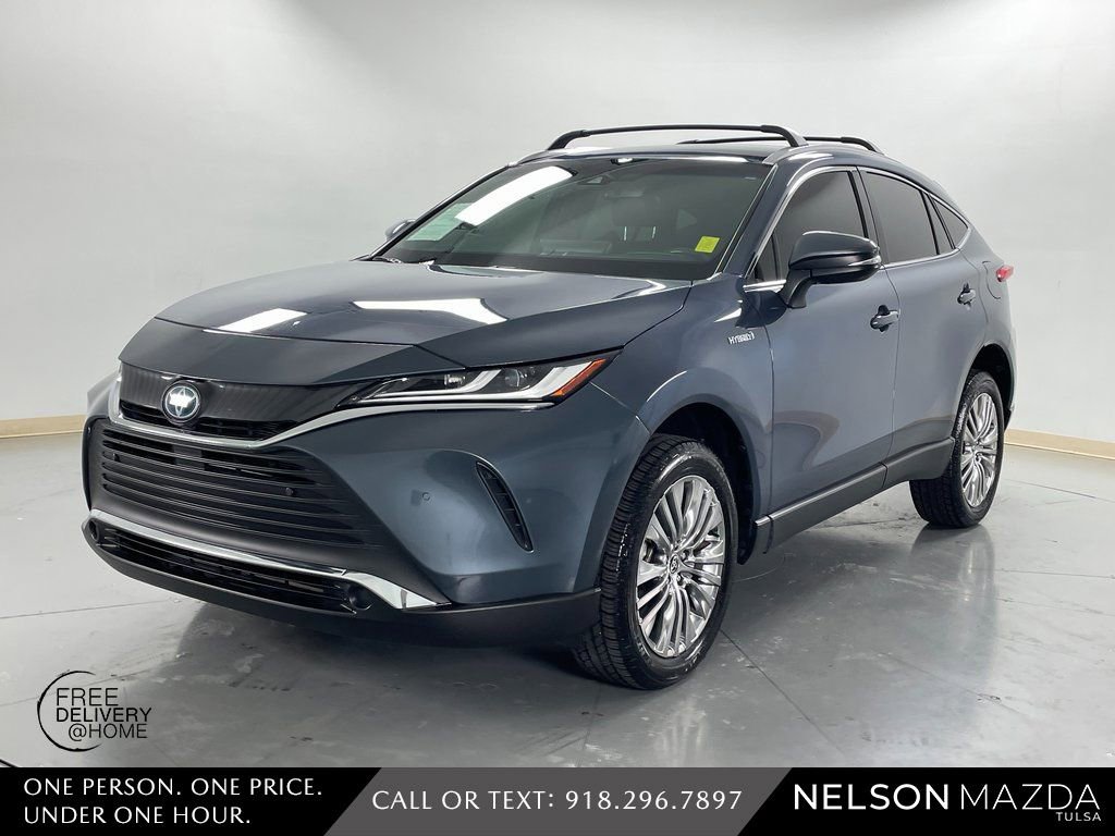 Used 2021 Toyota Venza XLE w/ Softex Package image 1