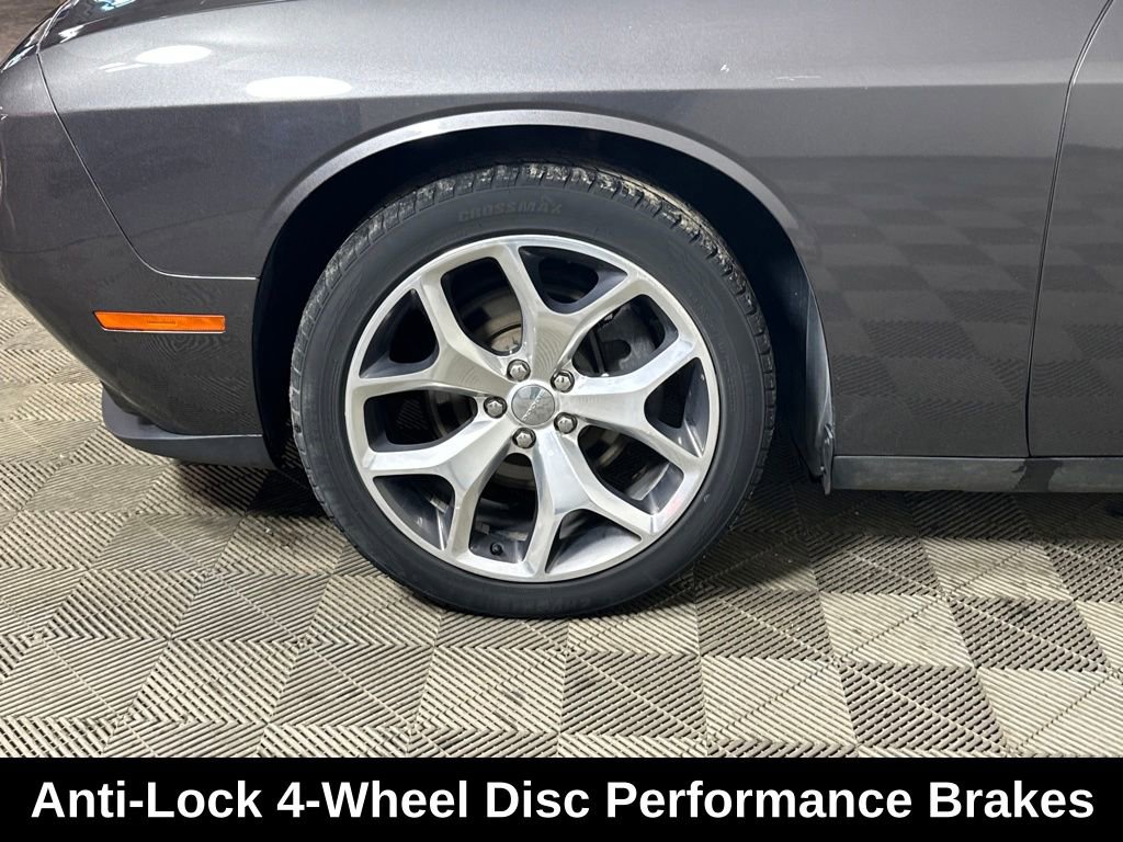 Used 2016 Dodge Challenger SXT Plus image 12