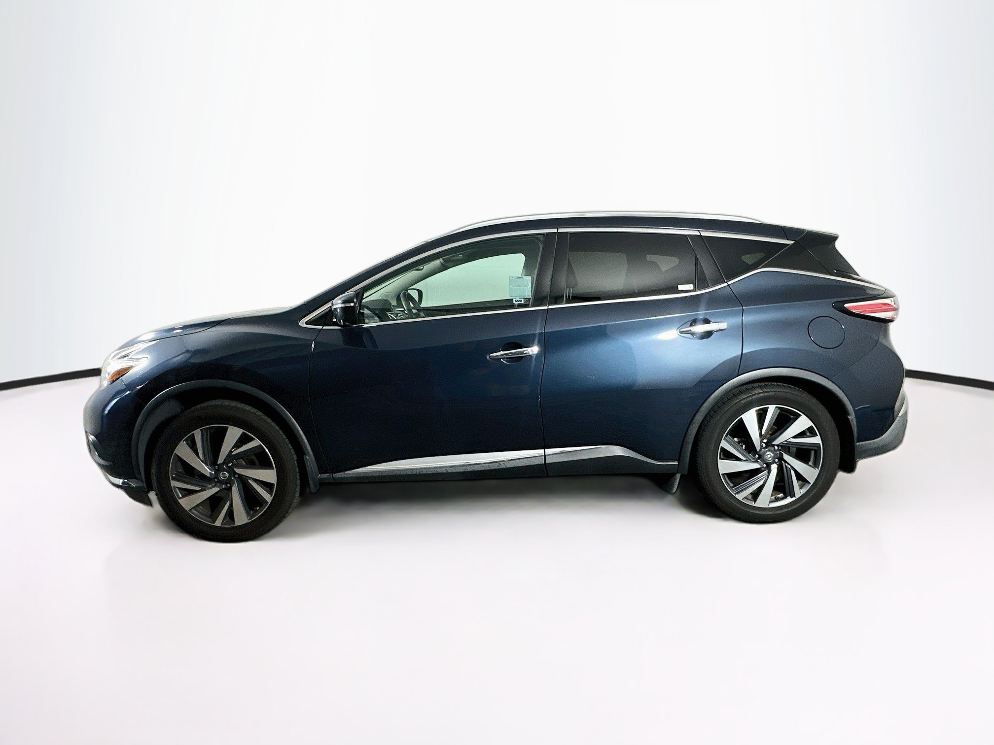Used 2016 Nissan Murano Platinum w/ Platinum Technology Package FWD image 4