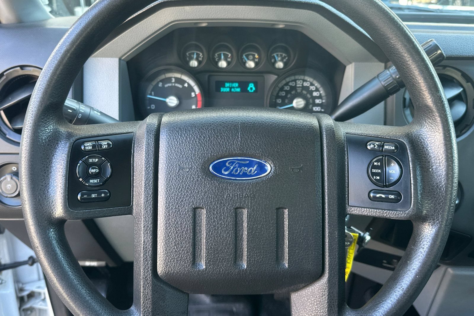 Used 2014 Ford F550 2WD Regular Cab Super Duty image 20