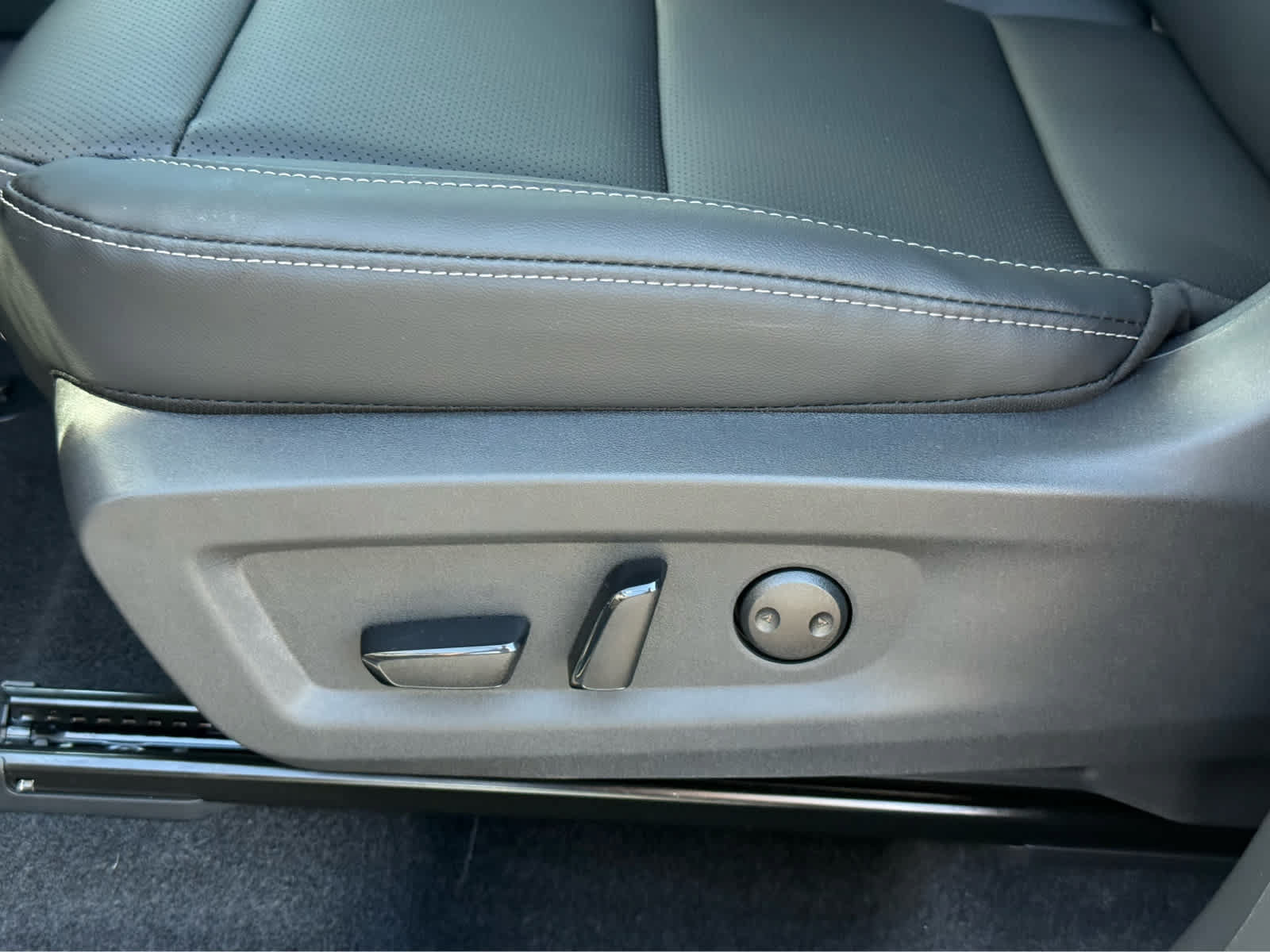 New 2026 Nissan Murano SL AWD/4WD image 10