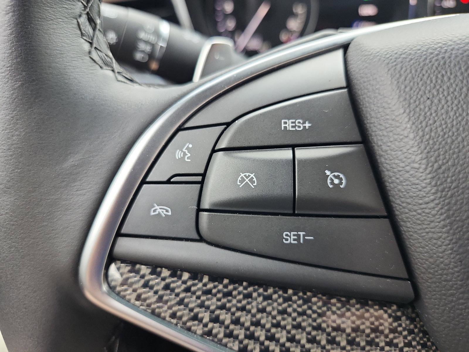 Used 2025 Cadillac XT5 Sportv w/ Technology Package image 28