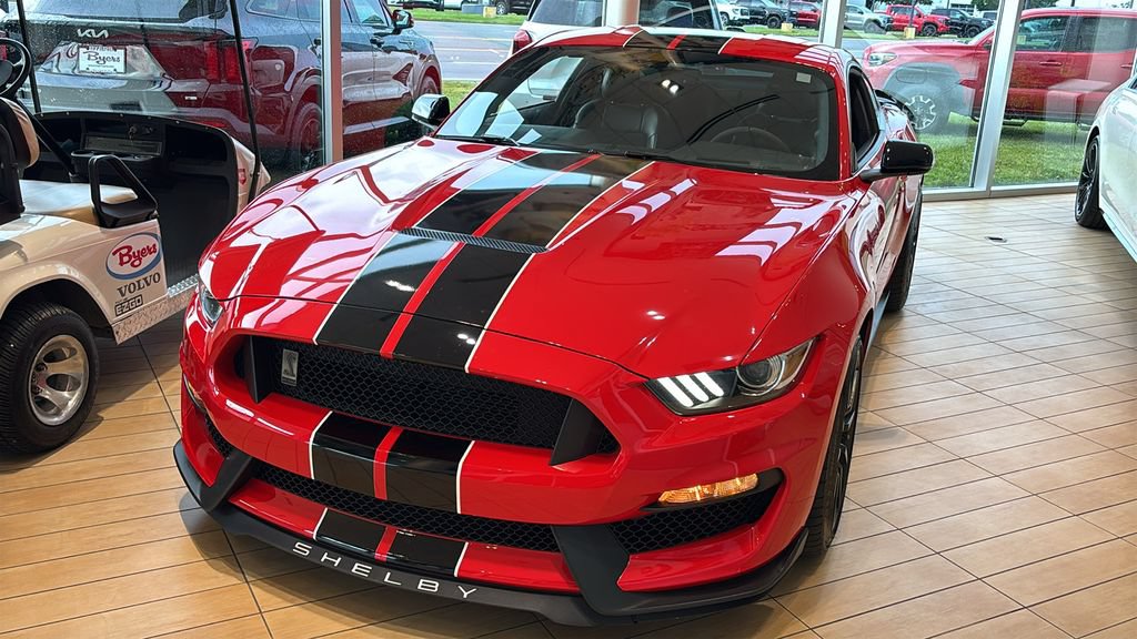 Used 2017 Ford Mustang Shelby GT350 RWD image 3